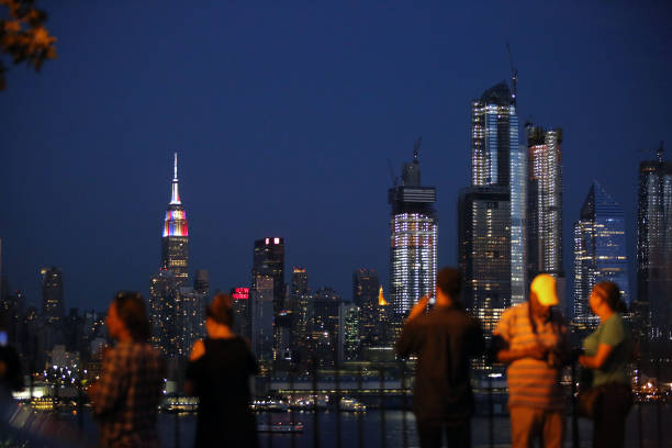 交织的故事 交织的故事