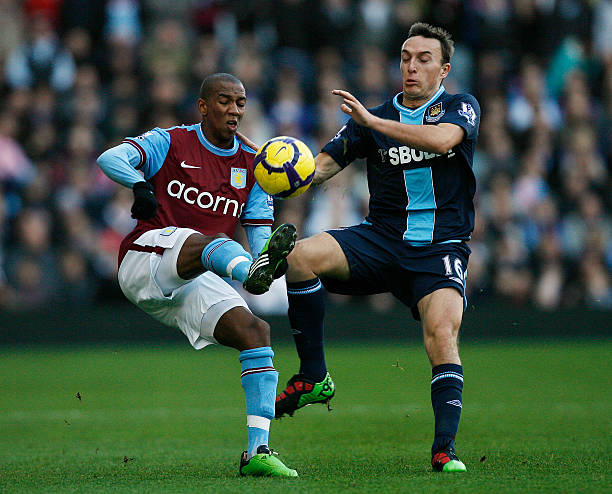 上的雕像 上的雕像