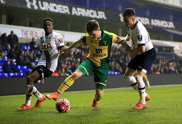 后防新星 后防新星